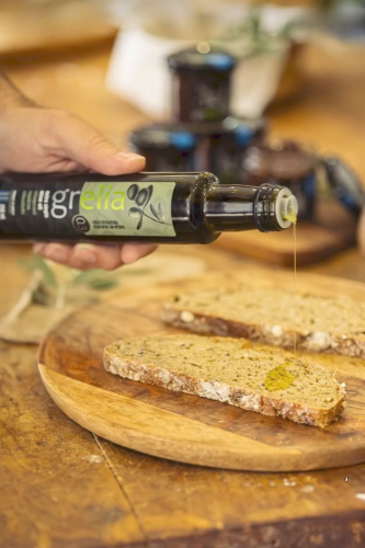 oliwa z oliwek extra virgin grelia 0,3 procent do chleba i sałatek